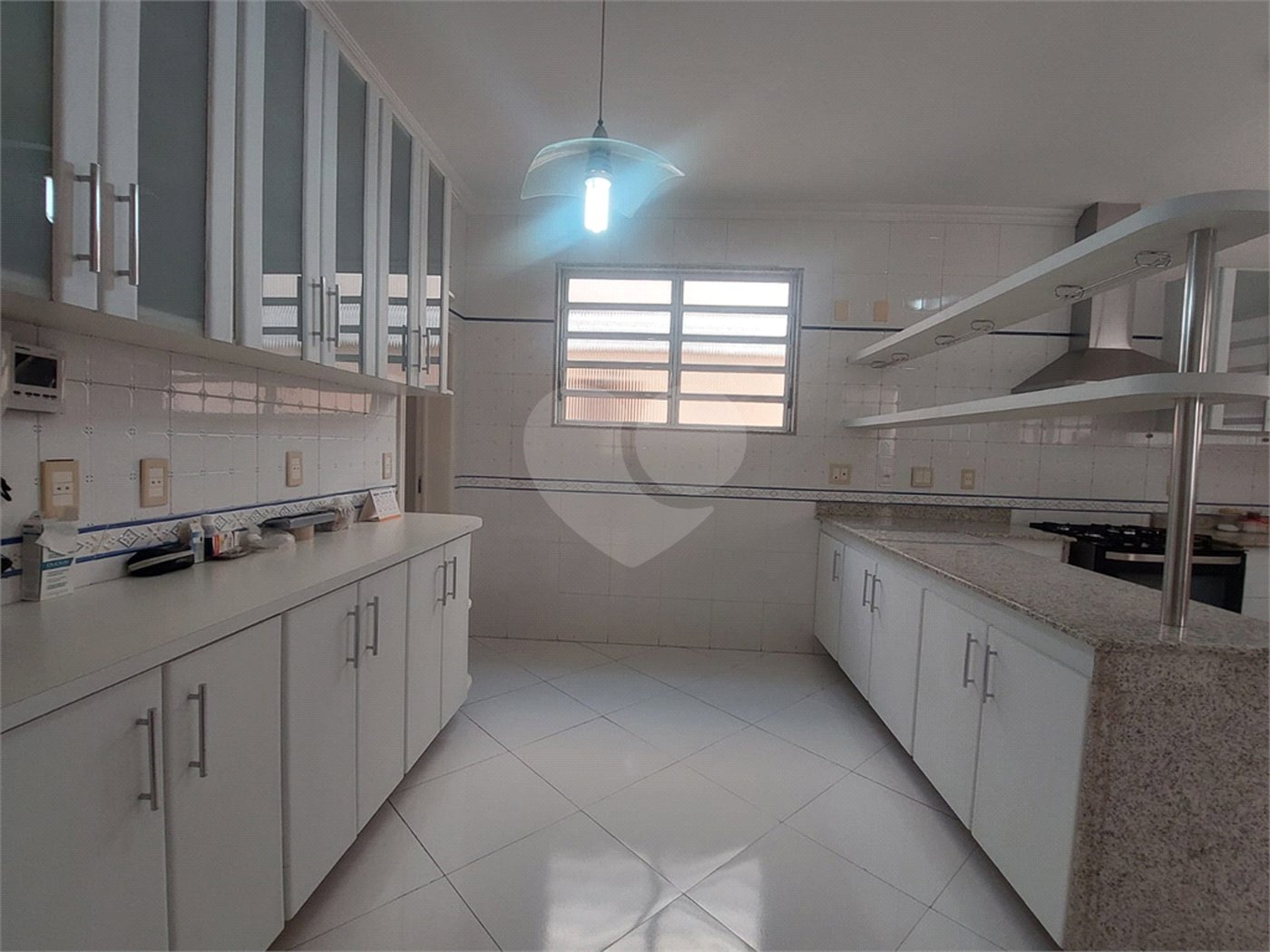 Casa à venda com 3 suítes no condomínio Rio Mar..., Rio de Janeiro - RJ