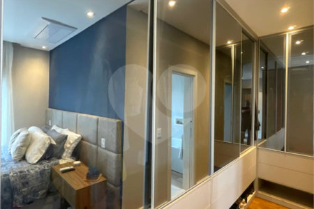 Casa à venda com 3 suítes no condomínio Hills, Arujá - SP