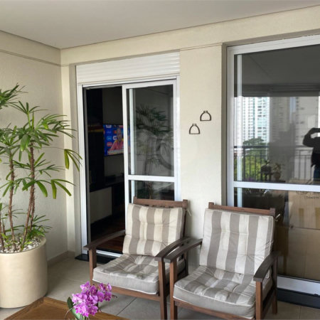 Apartamento à venda com 3 quartos, sendo 2 suítes,  em Campo Belo, São Paulo, SP