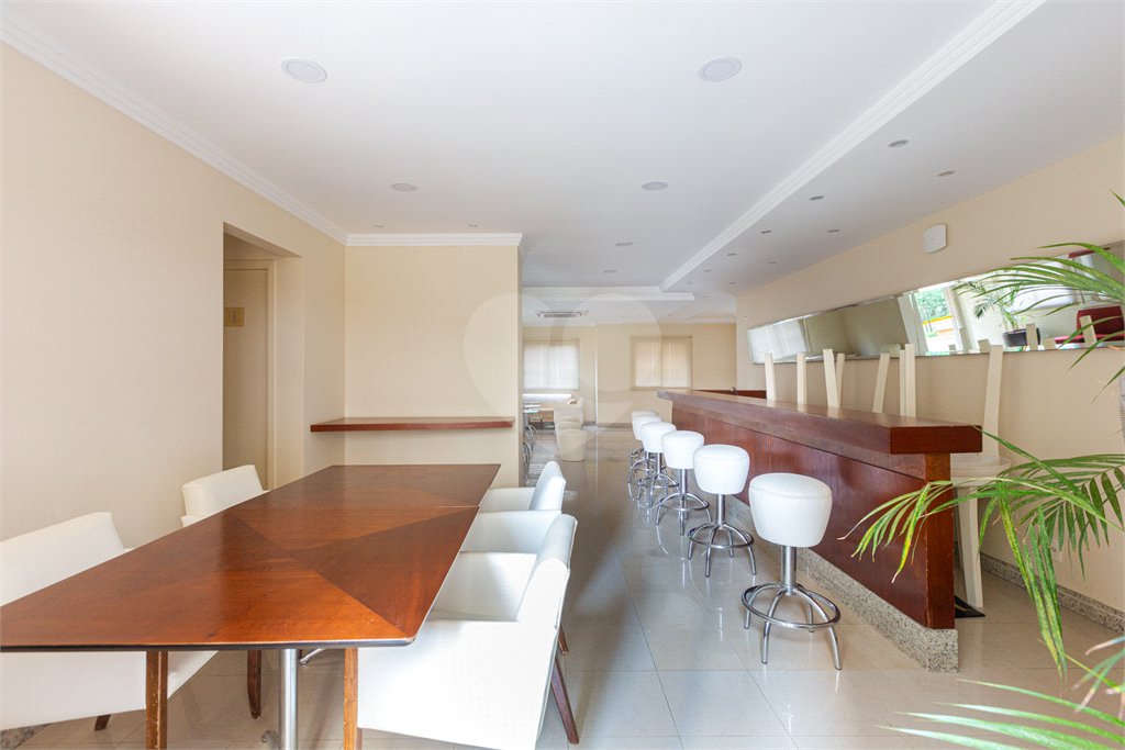 Apartamento à venda com 3 suítes em Alto da Lapa, São Paulo, SP
