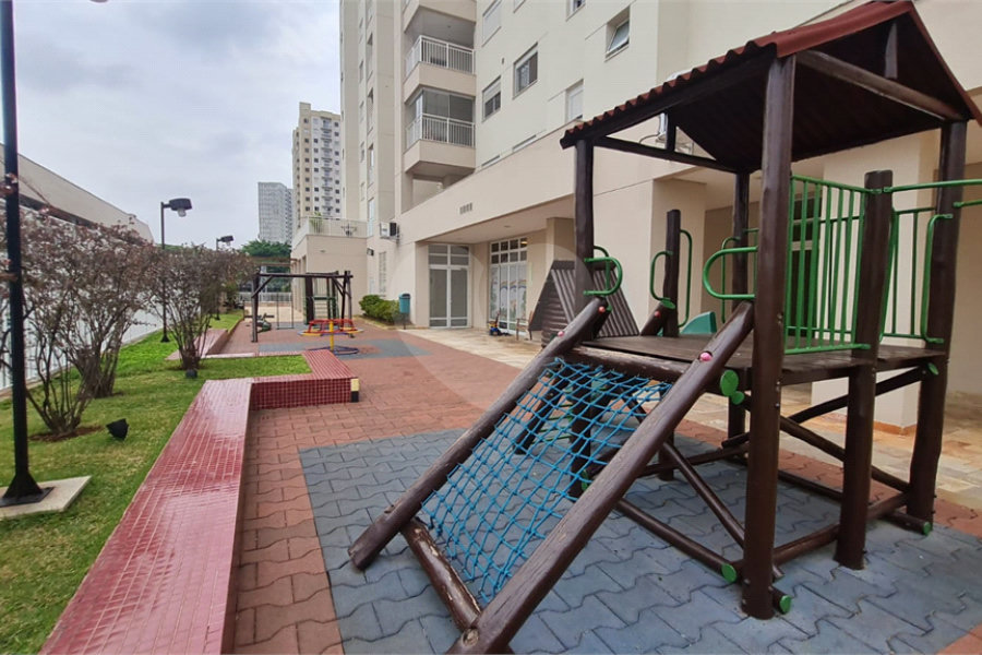 Apartamento à venda com 2 quartos, sendo 1 suíte,  em Barra Funda, São Paulo, SP