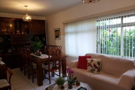 Casa à venda com 3 quartos em Vila Tiradentes, São Paulo, SP