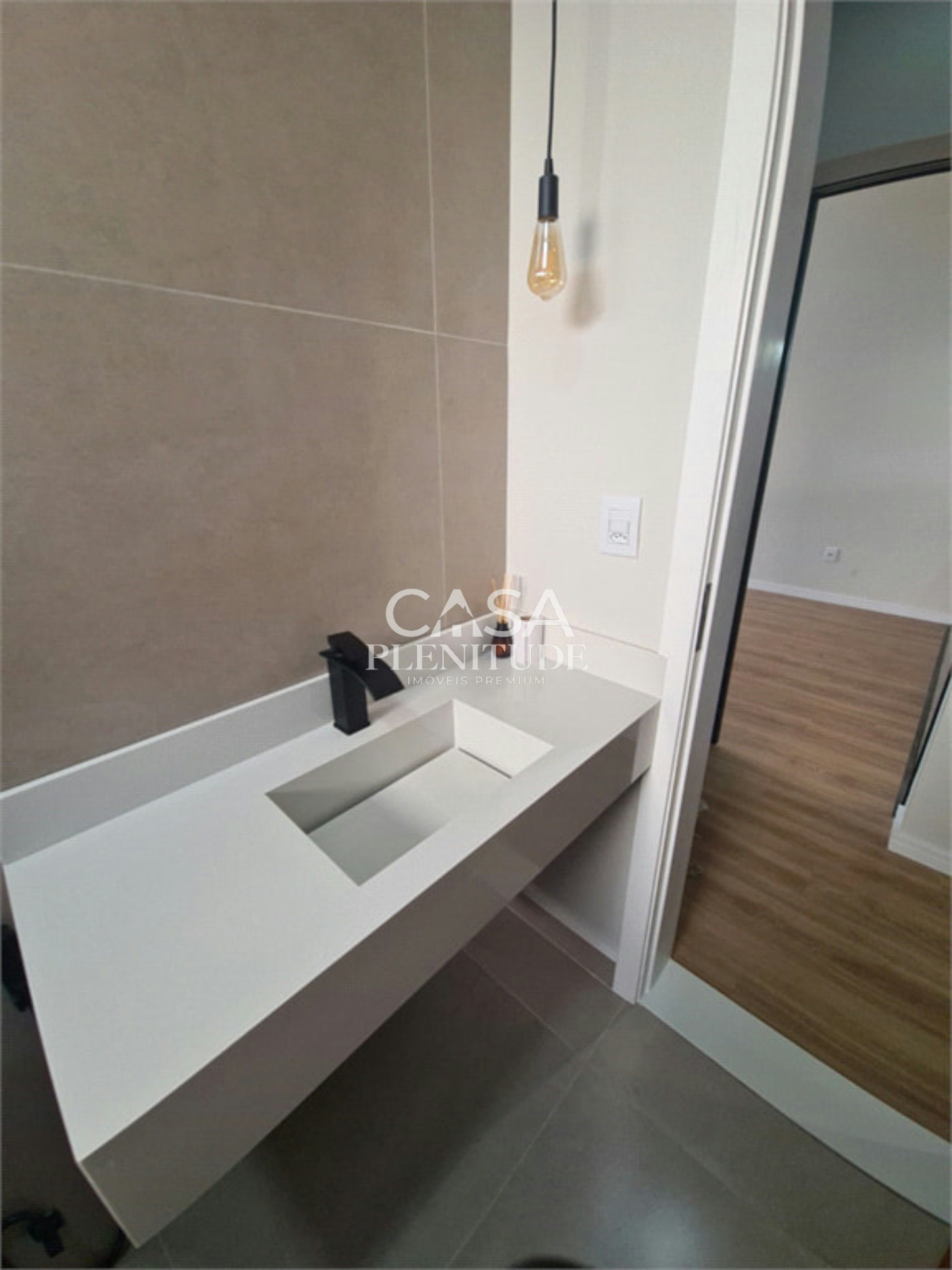 Casa em condomínio à venda com 3 quartos, sendo 1 suíte,  em Jardim Novo Horizonte, Sorocaba, SP