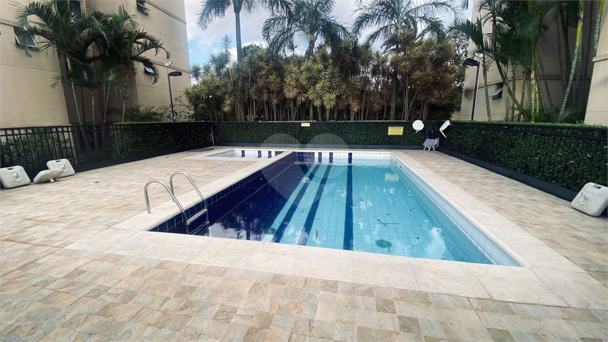 Apartamento à venda com 2 quartos em Rio Pequeno, São Paulo, SP