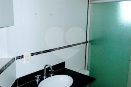 Casa à venda com 4 suítes no condomínio Estância Marambaia, Vinhedo - SP