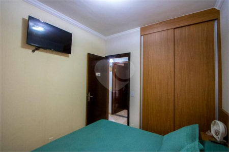 Apartamento à venda com 3 quartos, sendo 1 suíte, em Vila Assunção, Santo André, SP