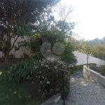 Casa à venda com 4 quartos, sendo 1 suíte, no condomínio Alpes da Cantareira, Mairiporã - SP