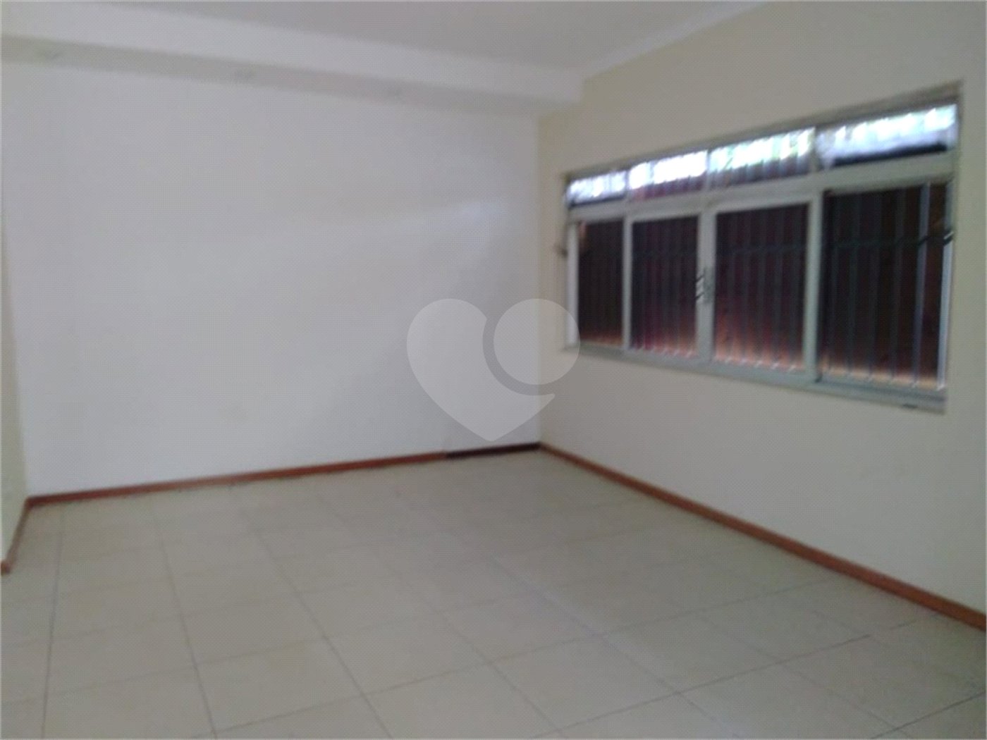 Casa Térrea à venda com 4 quartos, sendo 1 suíte, em Vila Rosália, Guarulhos, SP