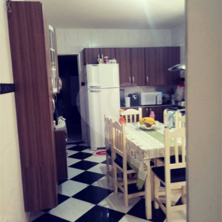 Casa à venda com 3 quartos, sendo 1 suíte, em Engordadouro, Jundiaí, SP