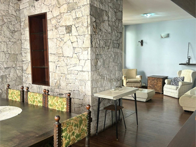 Casa à venda com 3 quartos, sendo 1 suíte,  em Interlagos, São Paulo, SP