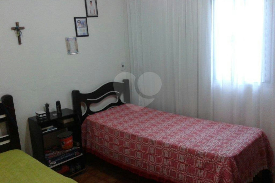 Sobrado à venda com 4 quartos em Tremembé, São Paulo, SP