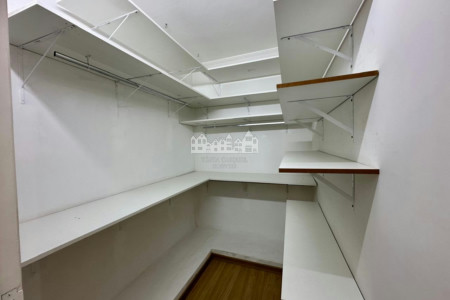 Apartamento à venda ou para alugar com 4 quartos, sendo 3 suítes, no Centro, Atibaia, SP