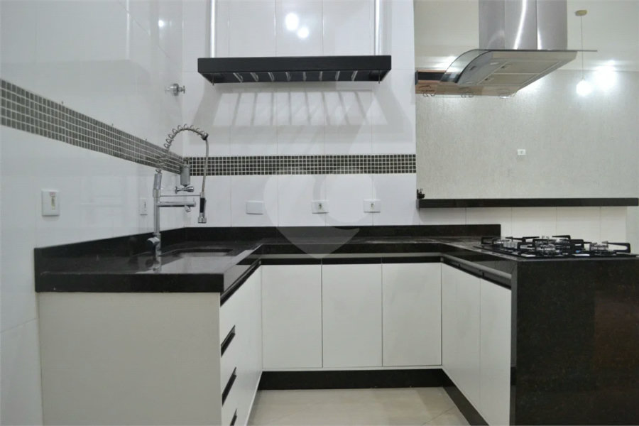 .Casa Alto Padrão à Venda no Jardim Líbano – 3 Suítes | Gourmet | Piscina