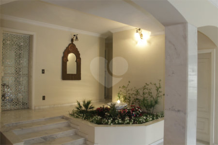Casa à venda ou para alugar com 5 suítes em Jardim Leonor, São Paulo, SP