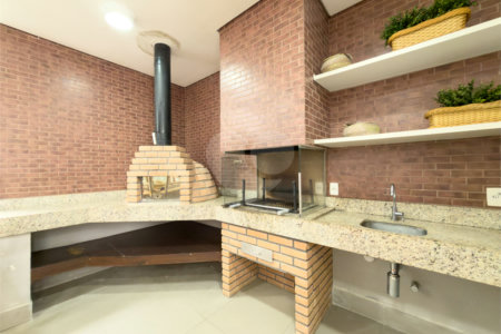 Apartamento à venda com 2 quartos, sendo 1 suíte,  em Vila Mariana, São Paulo, SP