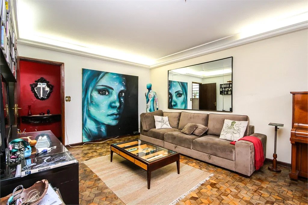 Casa à venda com 3 quartos, sendo 1 suíte,  em Alto da Lapa, São Paulo, SP