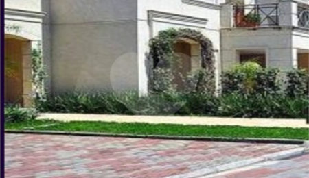 Casa à venda com 4 suítes no condomínio Village Paineiras, São Paulo - SP