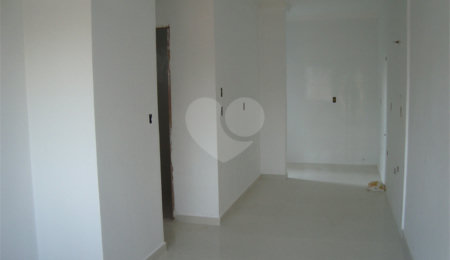 Casa à venda com 2 quartos no condomínio Garda, São Paulo - SP