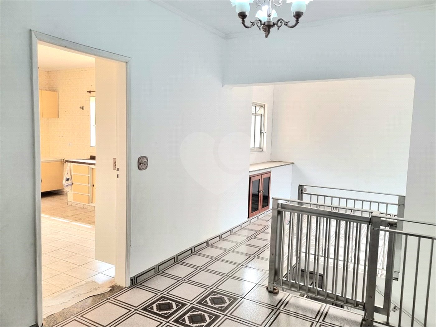 Casa à venda com 3 quartos, sendo 1 suíte, em Santana, São Paulo, SP