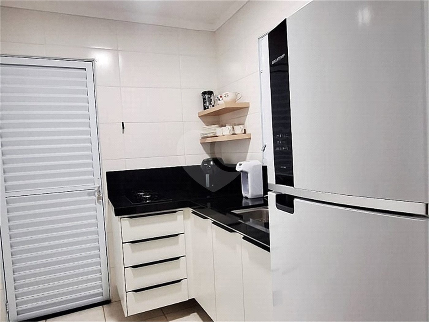 Casa à venda com 2 quartos no condomínio Residencial Parque Imperial, Sorocaba - SP