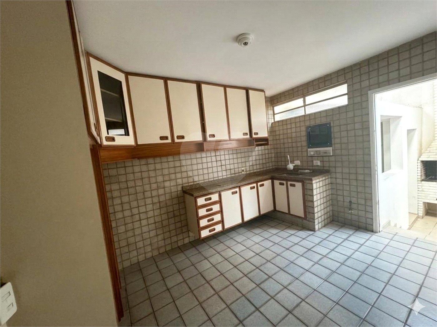 Sobrado à venda com 3 quartos, sendo 1 suíte,  em Vila Santo Antônio, São Paulo, SP