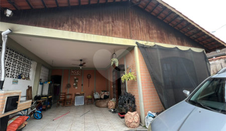 Casa à venda com 4 quartos, sendo 1 suíte,  em Jardim Ponte Grande, Mogi das Cruzes, SP
