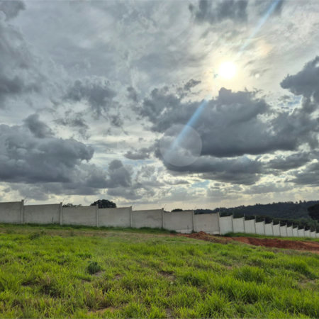 Terreno à venda no condomínio Villagio Caxambu, Jundiaí - SP