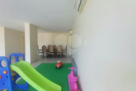 Apartamento à venda com 3 quartos, sendo 1 suíte,  em Lagoa, Rio de Janeiro, RJ