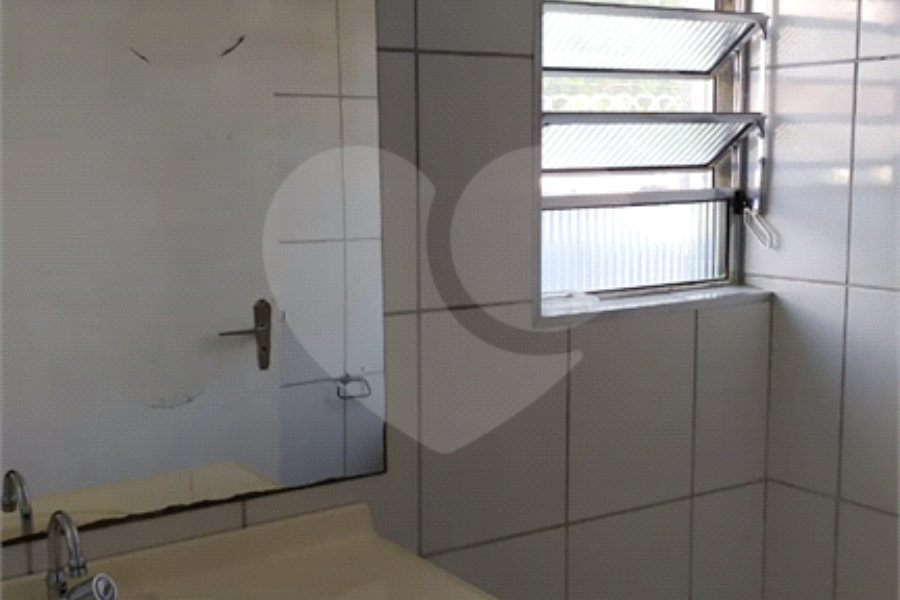Casa Térrea à venda com 3 quartos, sendo 1 suíte, em Vila Atlântica, Caraguatatuba, SP