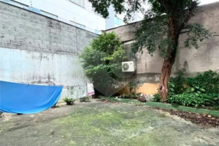 Casa Térrea à venda com 3 quartos em Vila Pereira Barreto, São Paulo, SP
