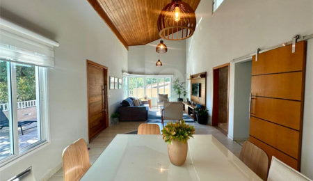 Casa Térrea à venda com 3 suítes em Tremembé, São Paulo, SP