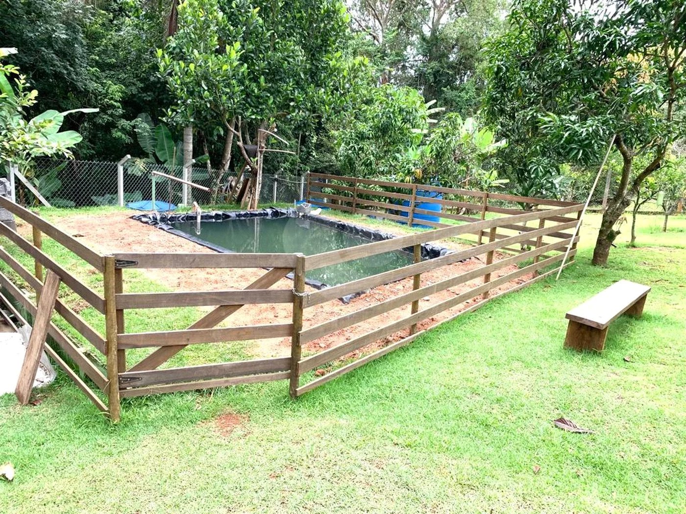 Casa à venda com 10 quartos, sendo 3 suítes, no condomínio Chácaras Campo Verde, Campo Limpo Paulista - SP