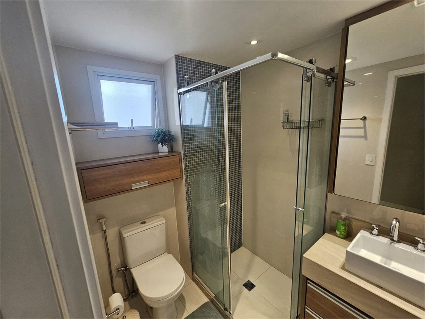 Apartamento para alugar com 2 quartos, sendo 1 suíte, em Jardim das Acácias, São Paulo, SP