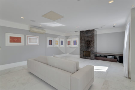 Apartamento à venda com 4 suítes em Campo Belo, São Paulo, SP
