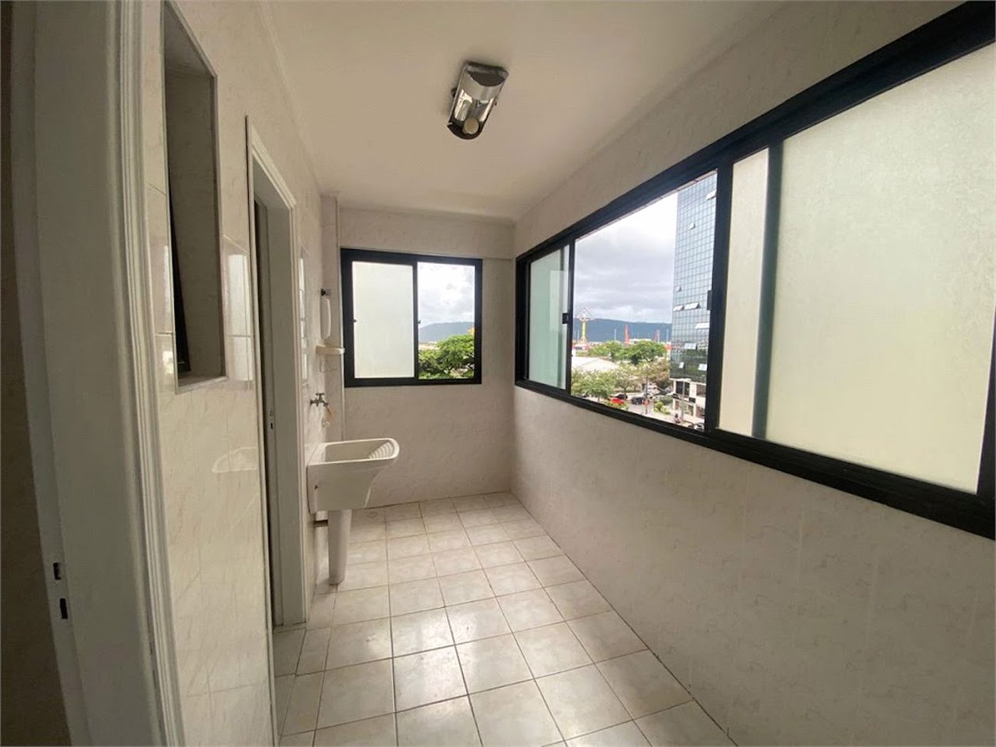 Apartamento com 2 dormitórios à venda, 98 m² por R$ 678.000,00 - Ponta da Praia - Santos/SP
