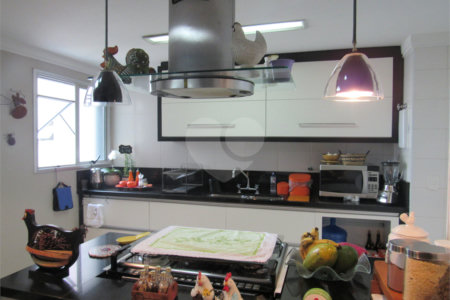 Apartamento à venda com 4 quartos, sendo 3 suítes, em Jardim Londrina, São Paulo, SP