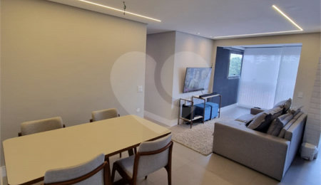 Apartamento à venda com 3 quartos, sendo 1 suíte,  em Ferreira, São Paulo, SP