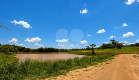 Terreno à venda no condomínio Valle dos Cervos 1, Araçoiaba da Serra - SP