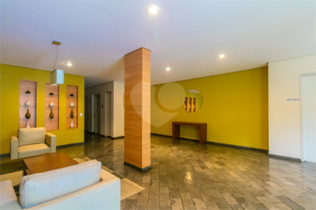 Apartamento à venda com 3 quartos, sendo 1 suíte, em Jardim Marajoara, São Paulo, SP
