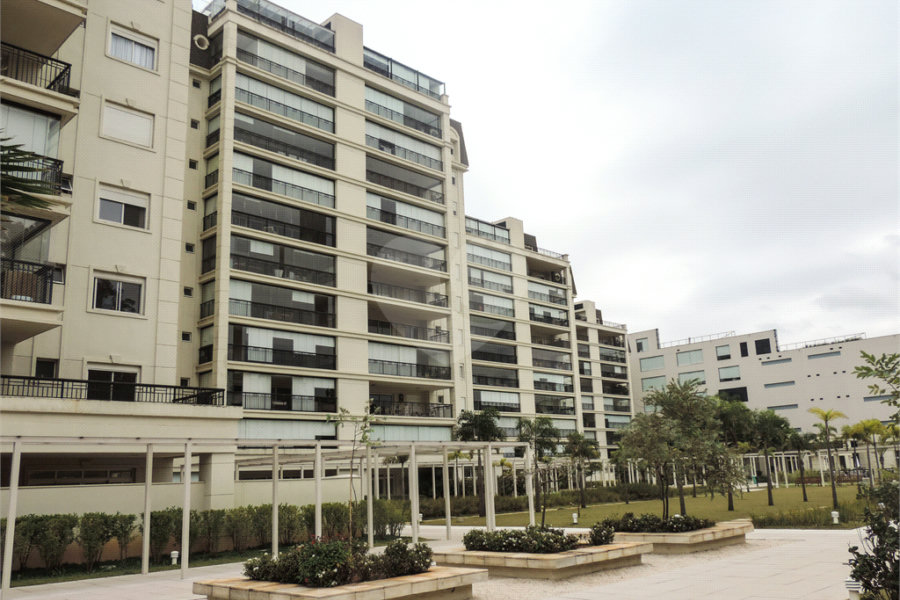 Apartamento à venda com 3 suítes em Santana, São Paulo, SP