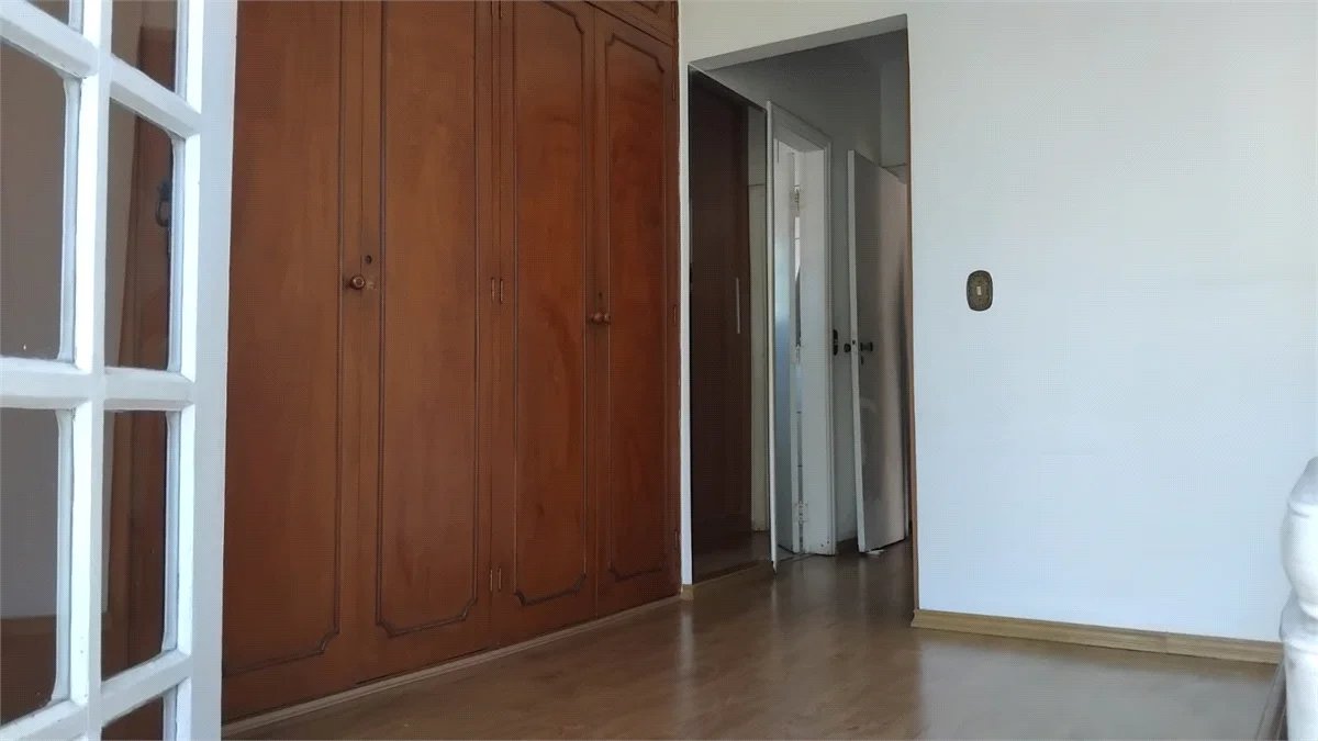 Sobrado à venda com 3 quartos, sendo 1 suíte, em Jardim Bonfiglioli, São Paulo, SP