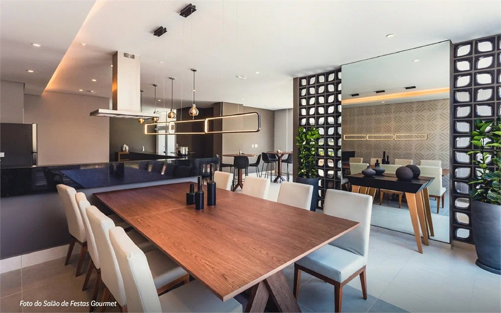 Apartamento à venda com 2 quartos, sendo 1 suíte,  em Vila Andrade, São Paulo, SP