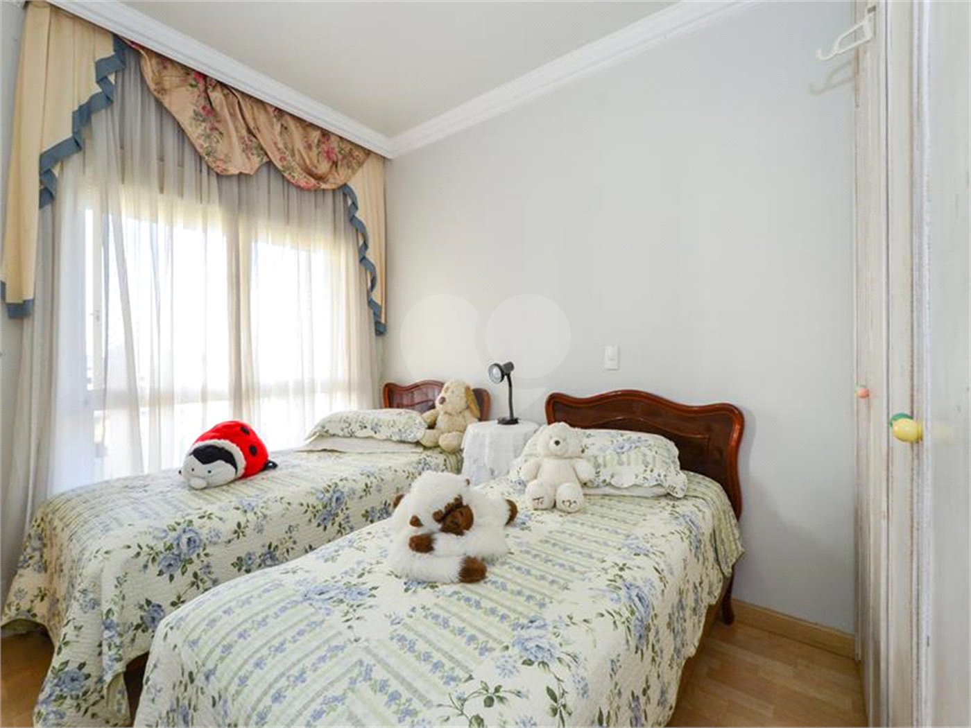 Apartamento à venda com 3 suítes em Vila Suzana, São Paulo, SP