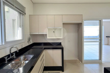 Casa à venda ou para alugar com 4 quartos, sendo 1 suíte, no condomínio Jardim Residencial Dona Lucilla, Indaiatuba - SP