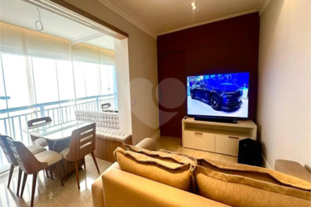 Apartamento à venda com 2 quartos, sendo 1 suíte, em Vila Penteado, São Paulo, SP
