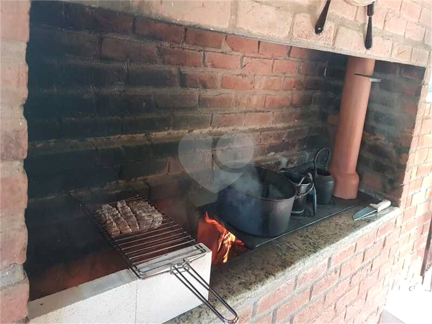Chácara à venda com 3 quartos, sendo 1 suíte,  em Lago Azul, Araçoiaba da Serra, SP