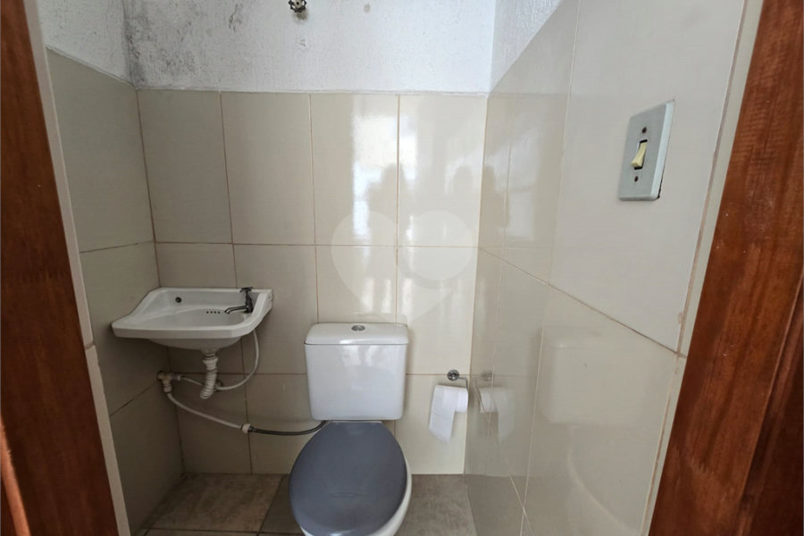 Sobrado à venda com 3 quartos em Vila Guilherme, São Paulo, SP