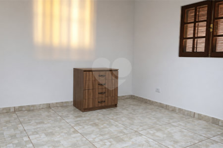 Chácara à venda com 3 suítes em Vila Xisto, São Miguel Arcanjo, SP