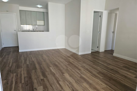 Apartamento para alugar com 2 quartos, sendo 1 suíte,  em Vila Andrade, São Paulo, SP