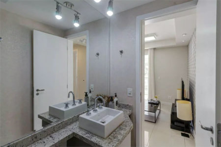 Apartamento à venda com 2 quartos, sendo 1 suíte, em Vila Andrade, São Paulo, SP